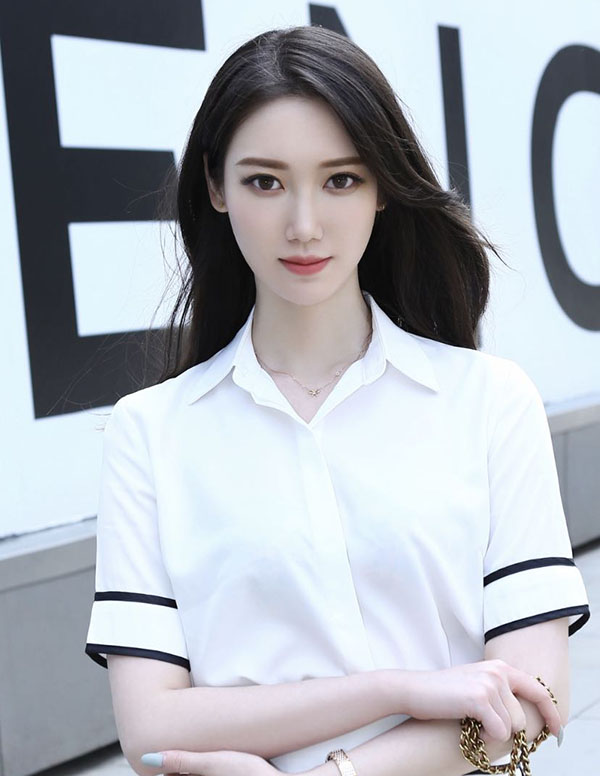 新加坡外围女经纪人