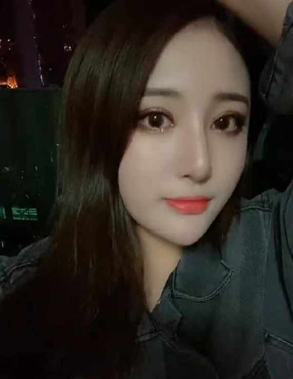 新加坡伴游模特